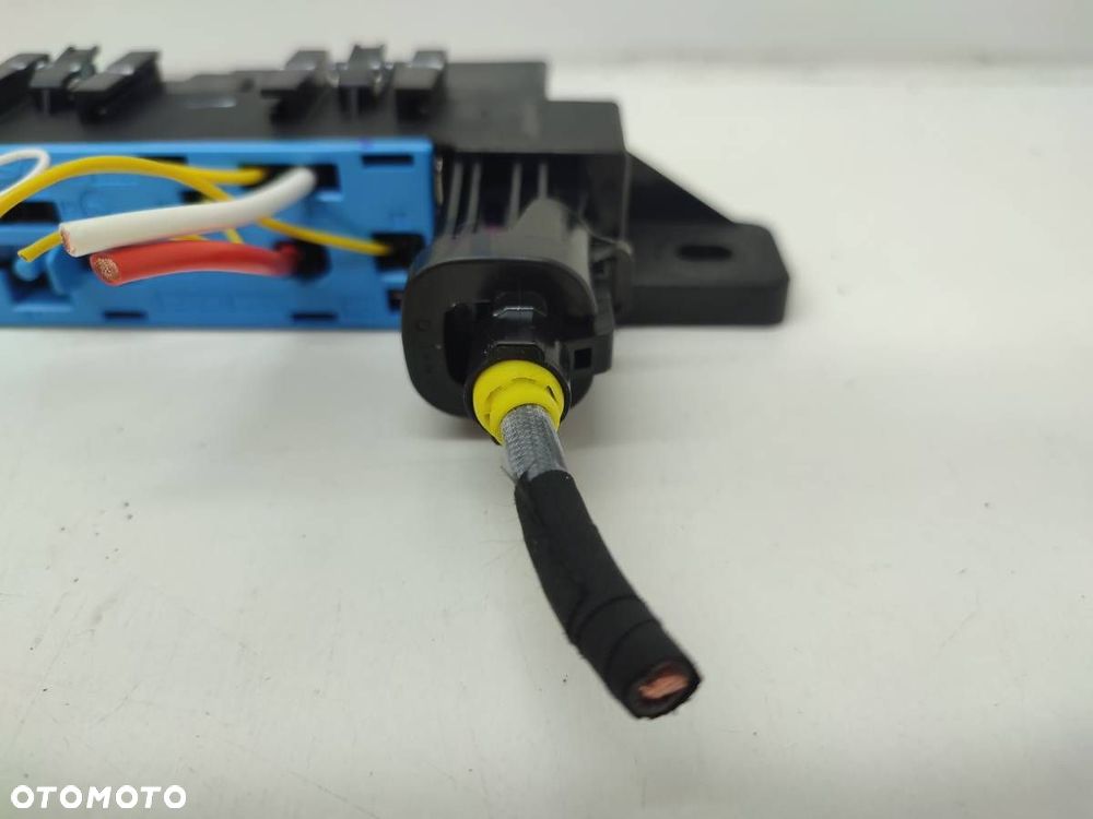 SKRZYNKA BEZPIECZNIKÓW CITROEN C5 X 9830004880 - 5