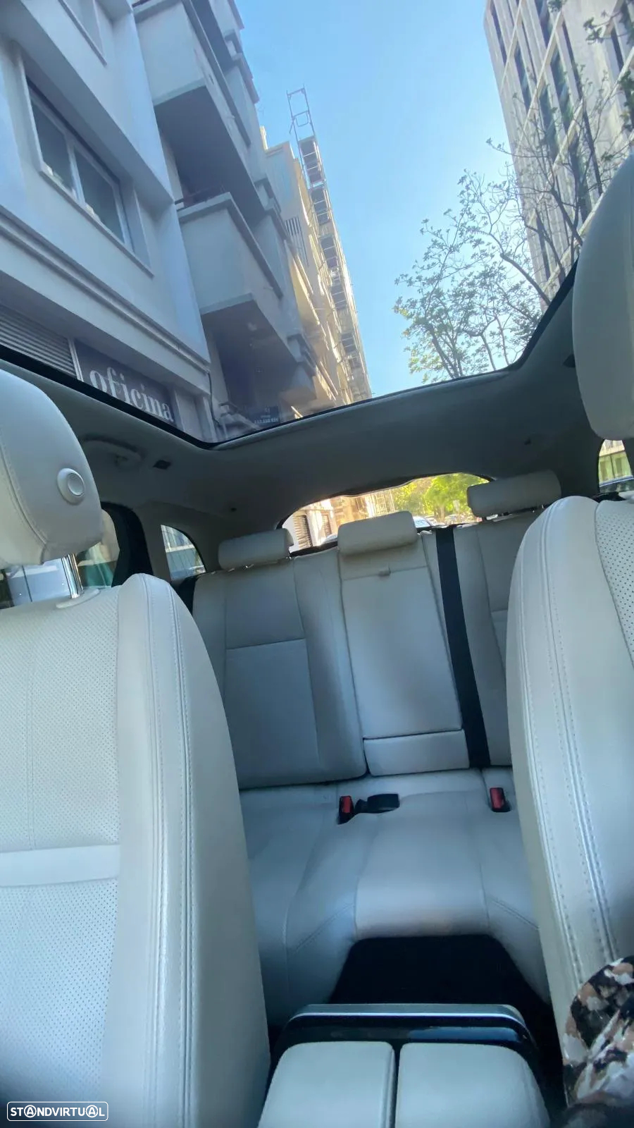 Land Rover Range Rover Velar 3.0 D300 AWD SE - 7