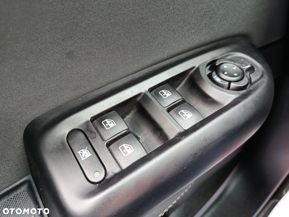 Alfa Romeo Tonale 1.3 PHEV Q4 Veloce - 23