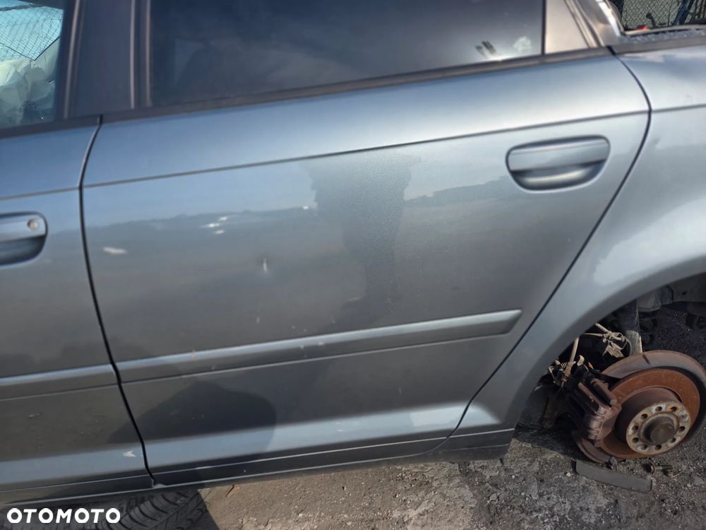 Klapa tył, Drzwi, Wnętrze Audi A3 8P Sportback | Kod lakieru LY7E - 8