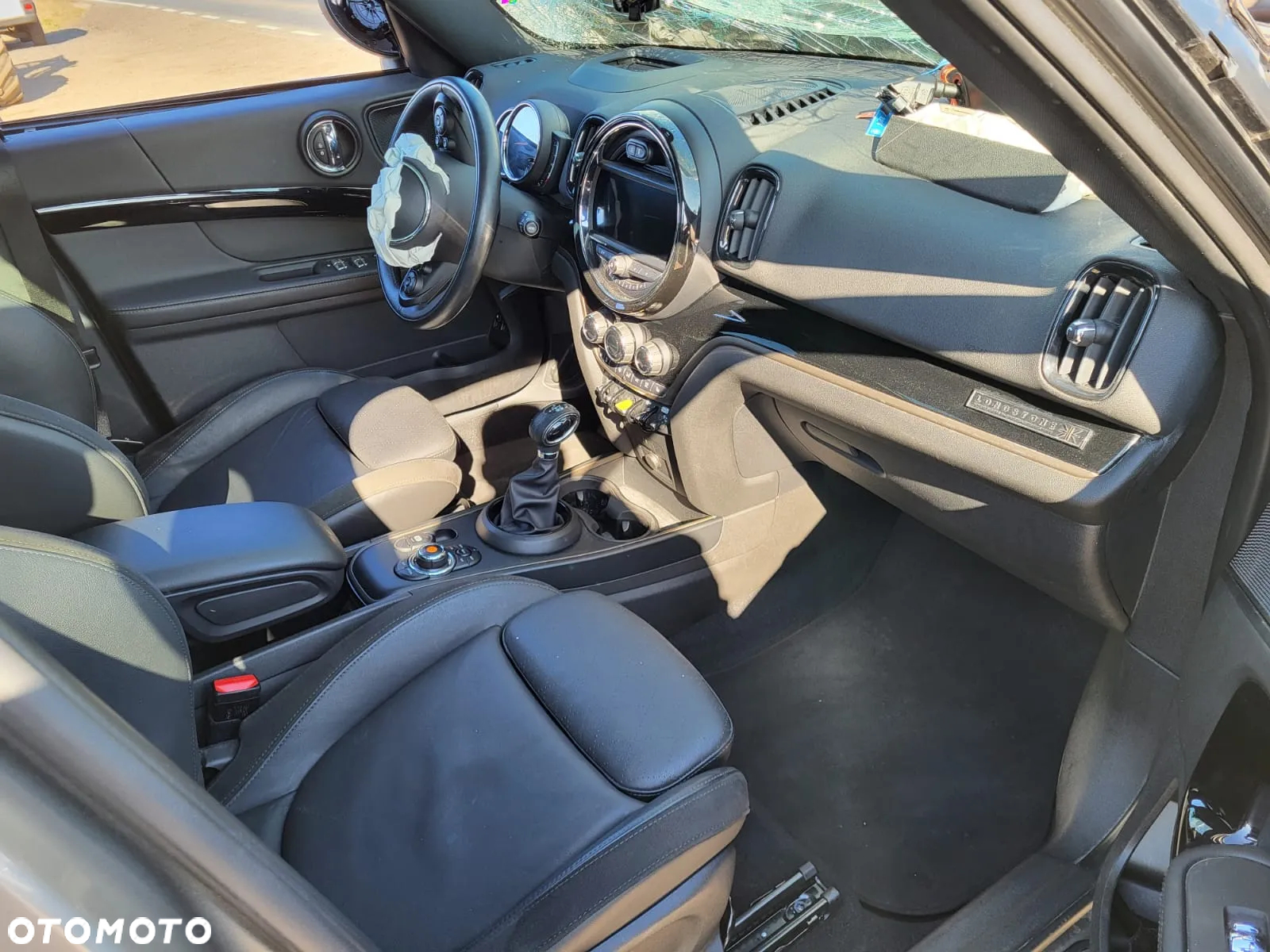 MINI Countryman Cooper SE ALL4 Shadow Edition - 16