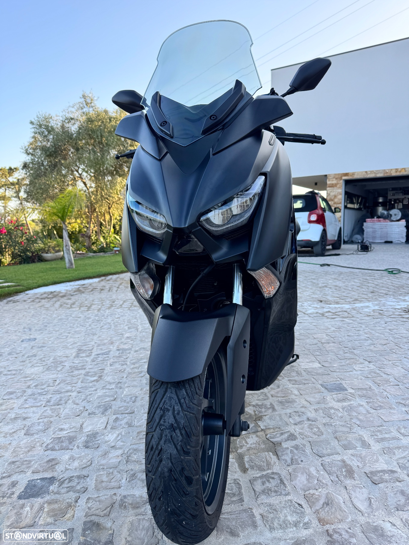 Yamaha X-Max Iron Max - 17