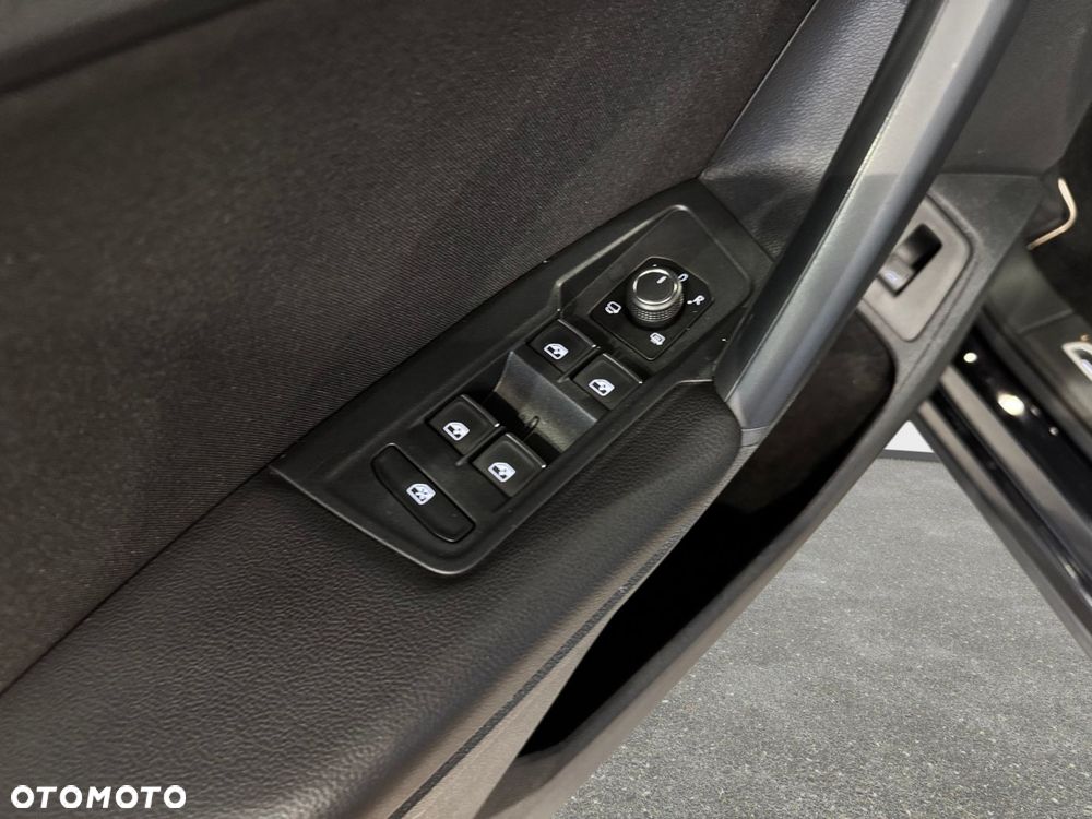 Volkswagen Tiguan - 18