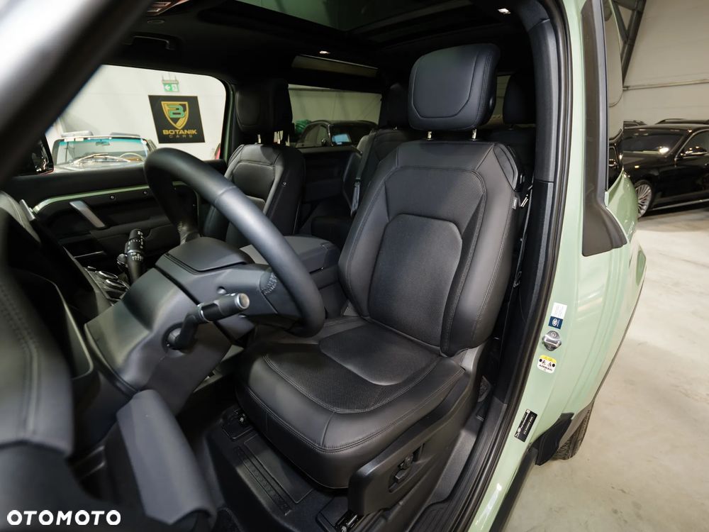 Land Rover Defender 3.0 P400 mHEV 75th Limited Edition - 18