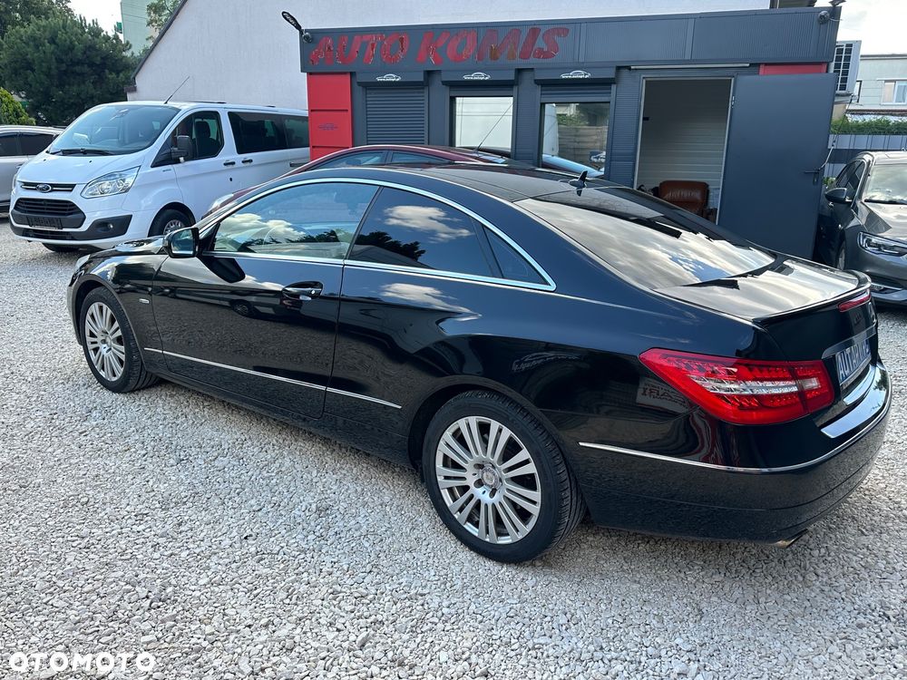 Mercedes-Benz Klasa E 250 CGI BlueEffICIENCY - 15