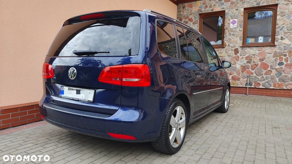 Volkswagen Touran - 9