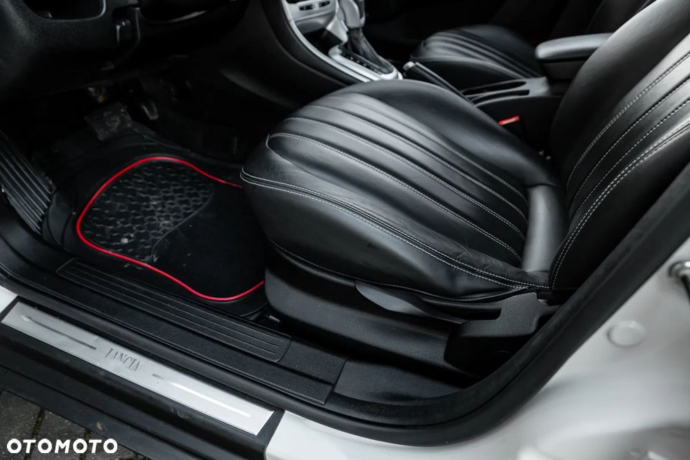 Lancia Delta 1.8 Di TurboJet 16v Automatik Platinum - 17