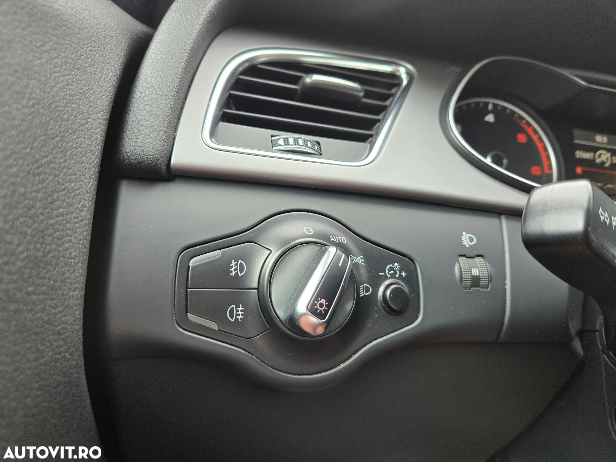 Audi A4 Avant 2.0 TDI DPF Attraction - 19
