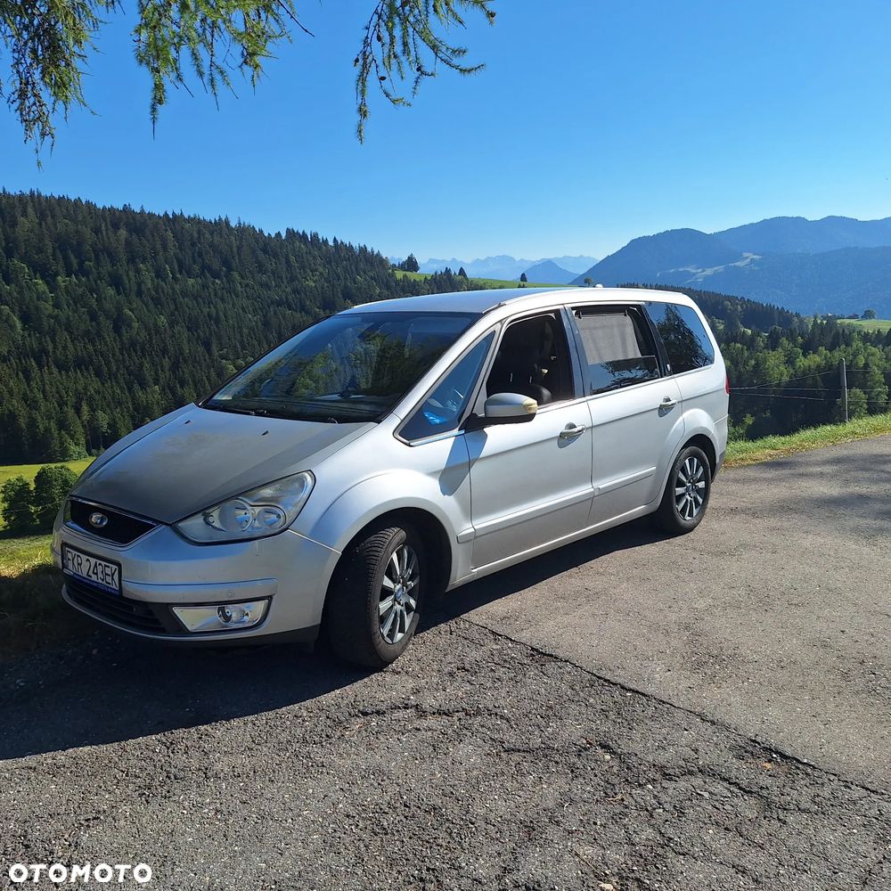 Ford Galaxy - 10