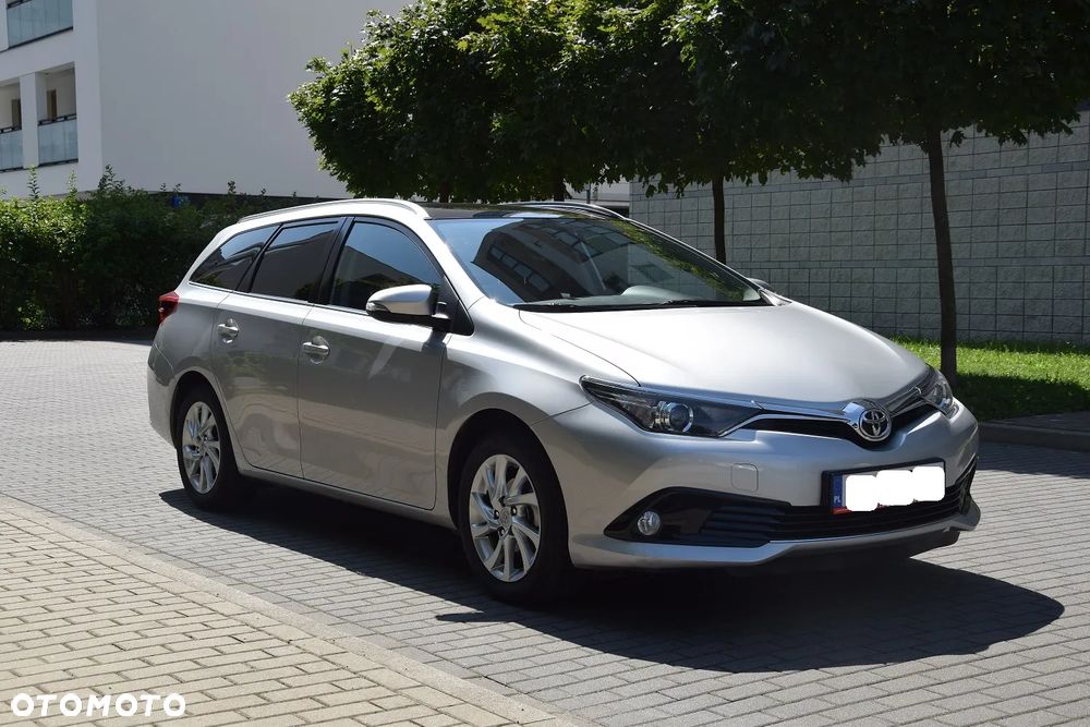 Toyota Auris 1.2 T Premium - 3