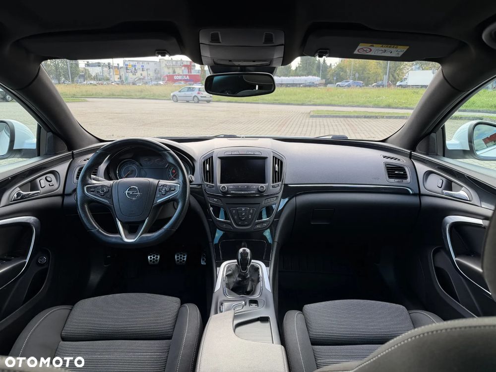 Opel Insignia - 13