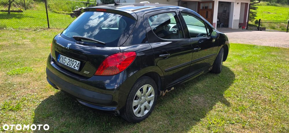 Peugeot 207 1.4 16V Trendy - 4