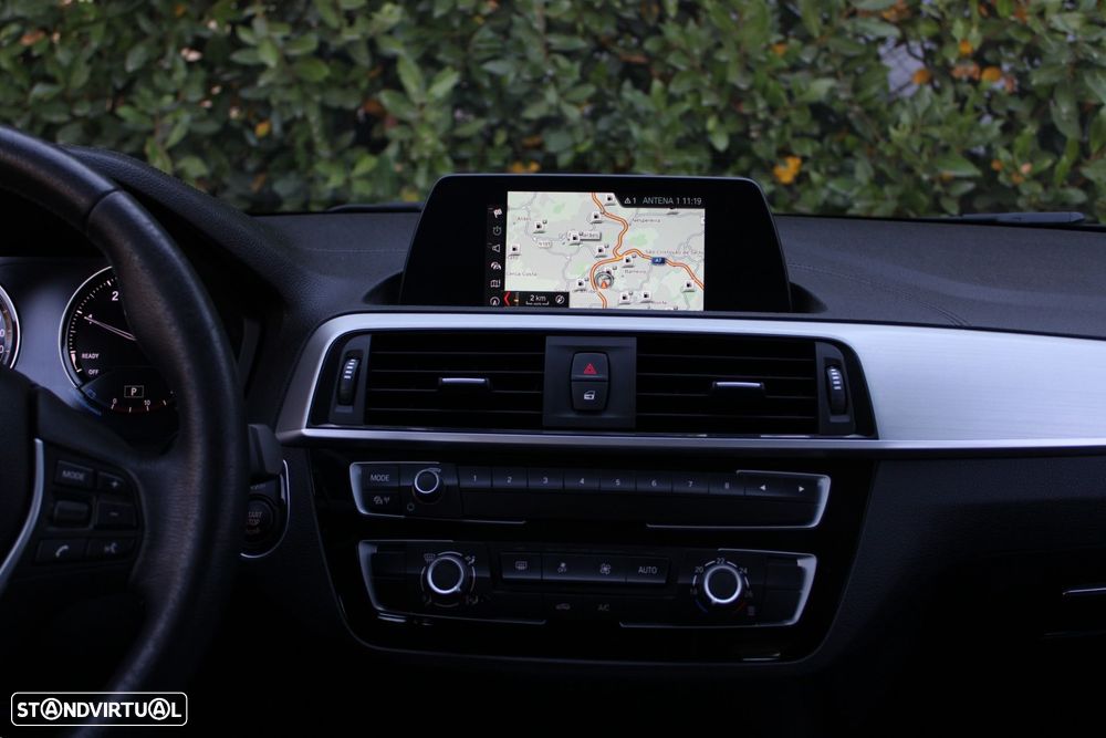 BMW 116 d Line Urban Auto - 4