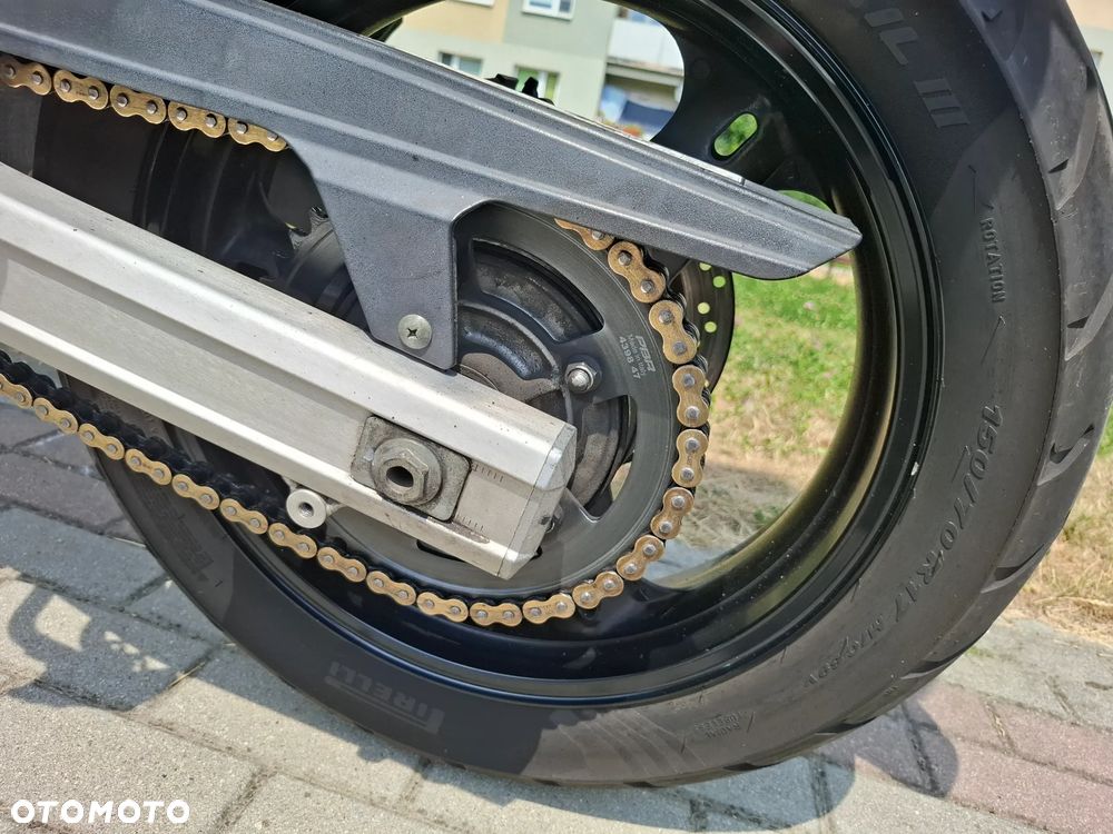 Suzuki V-STROM - 28