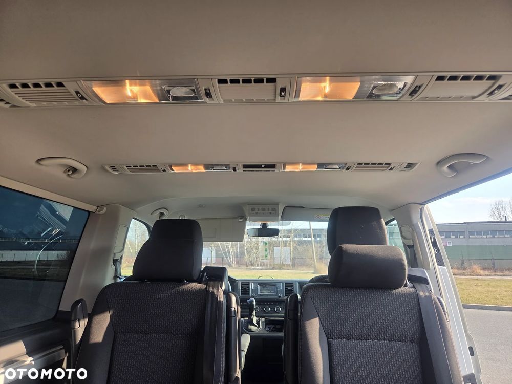 Volkswagen Multivan - 10