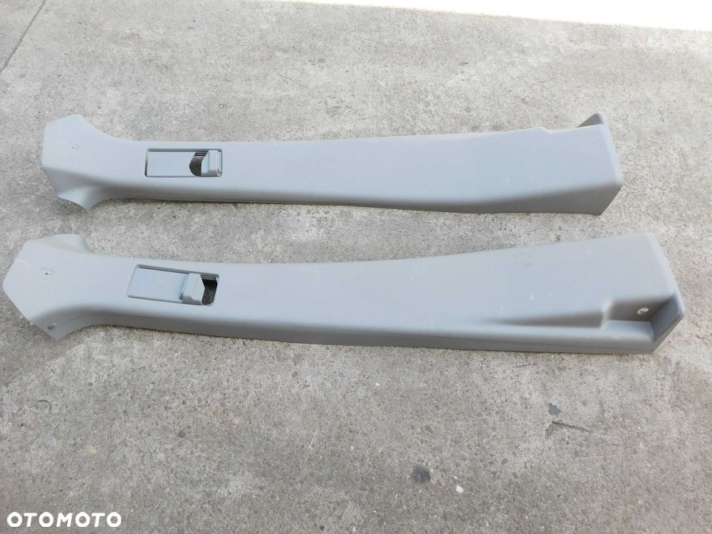 Plastiki Boczne Słupków Mercedes Sprinter 906 Niski Dach Komplet 2szt