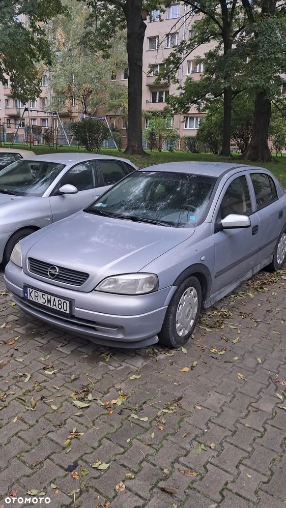 Opel Astra - 1