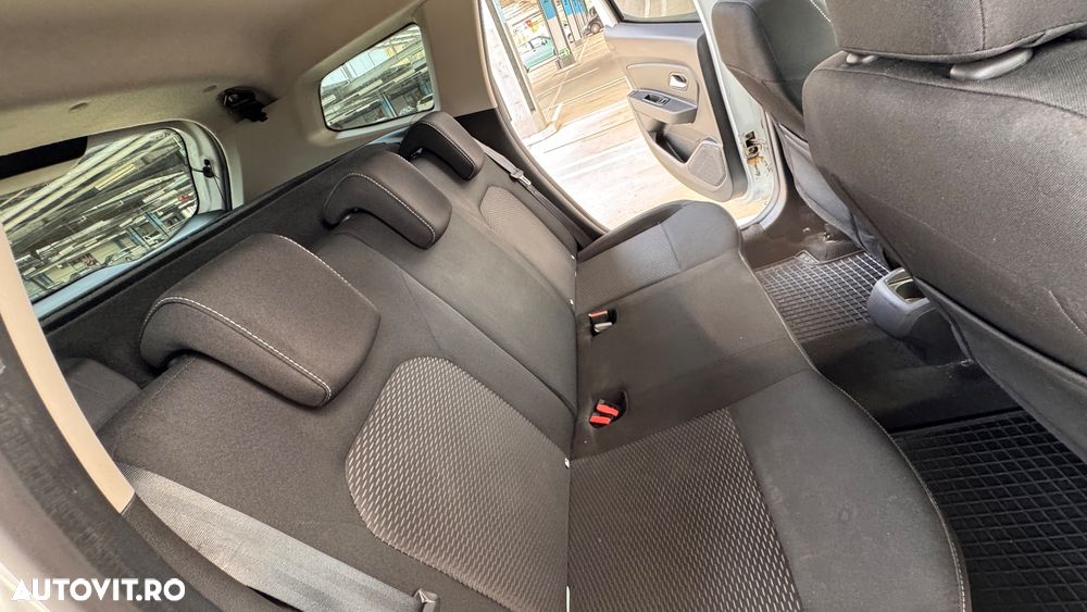 Dacia Duster TCe 90 Comfort - 29