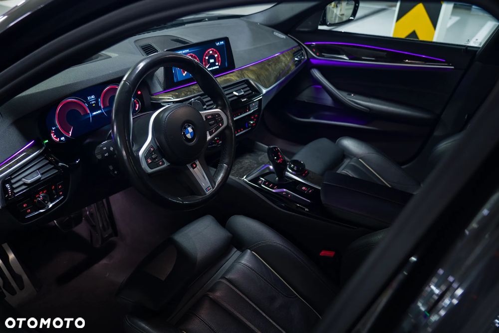 BMW Seria 5 - 16