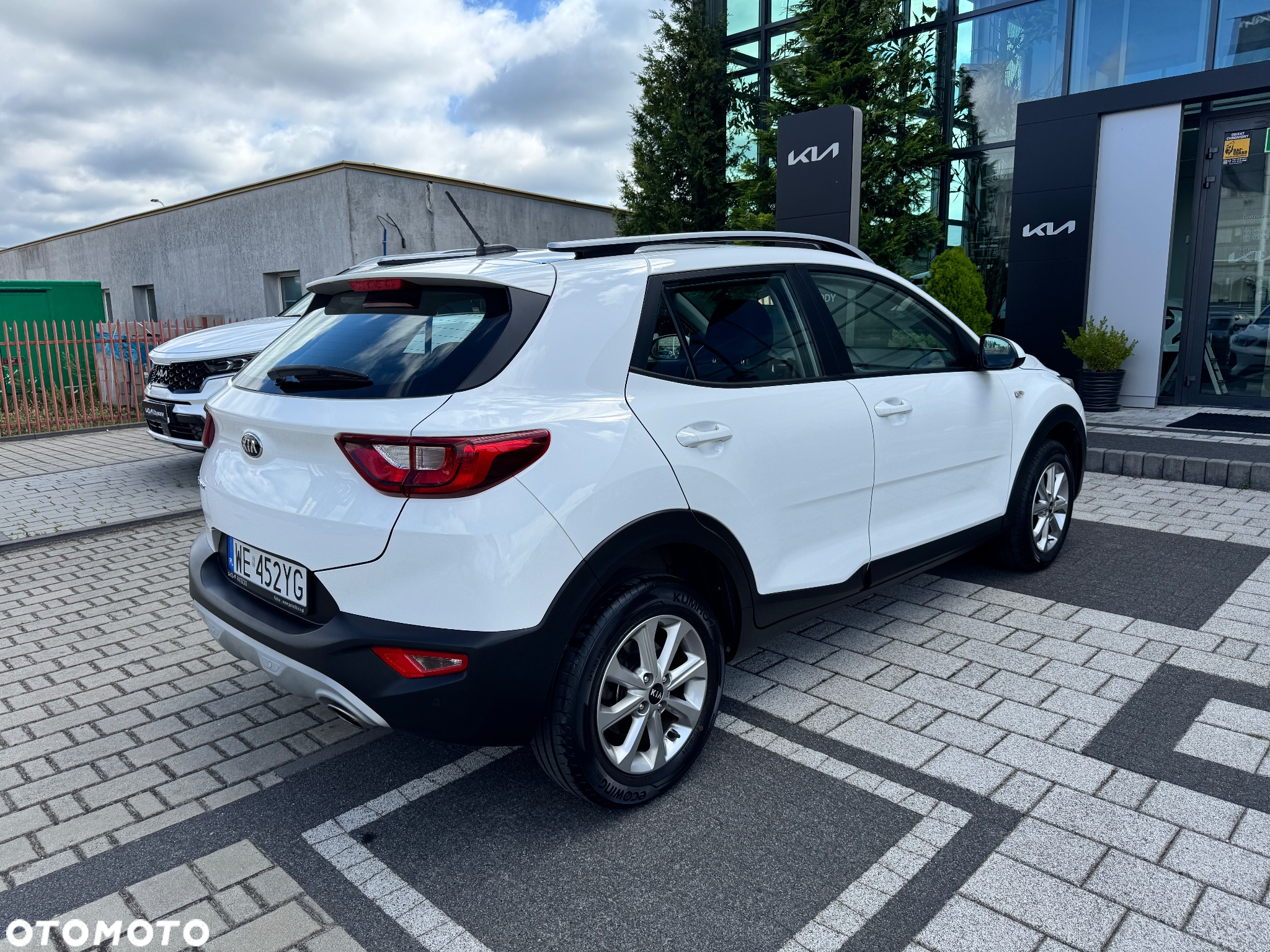 Kia Stonic 1.2 M - 4