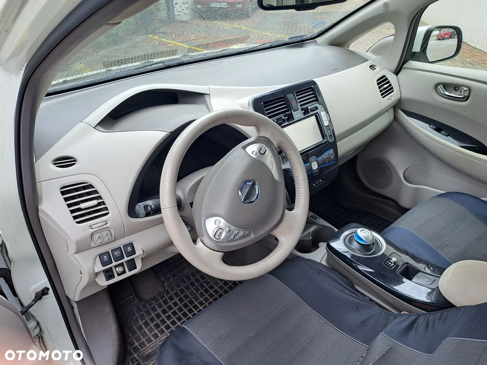 Nissan Leaf - 8