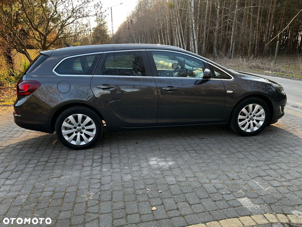 Opel Astra 1.6 CDTI Cosmo - 4