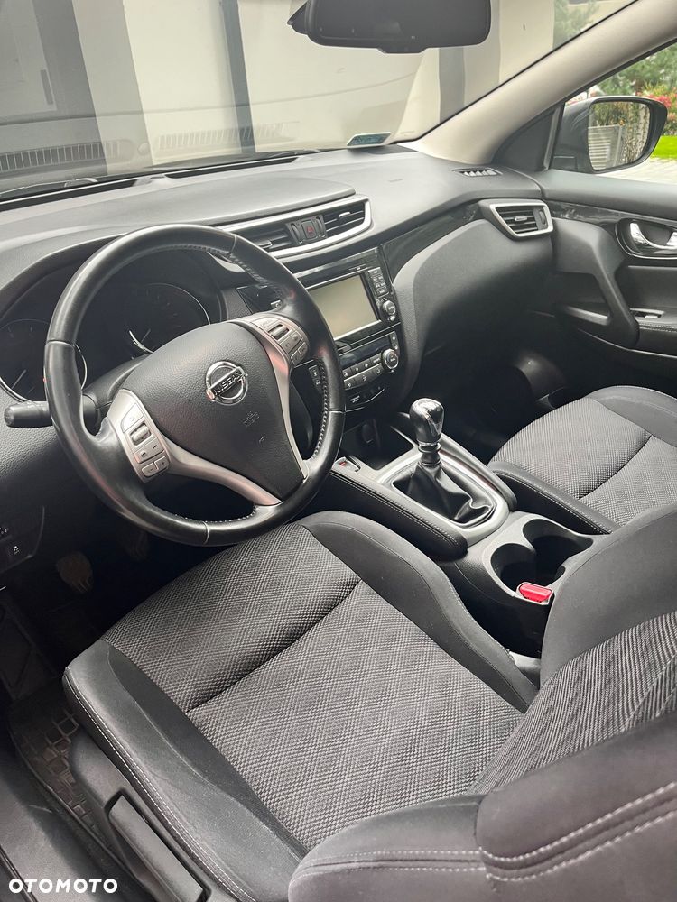 Nissan Qashqai 1.6 DIG-T N-Connecta - 9