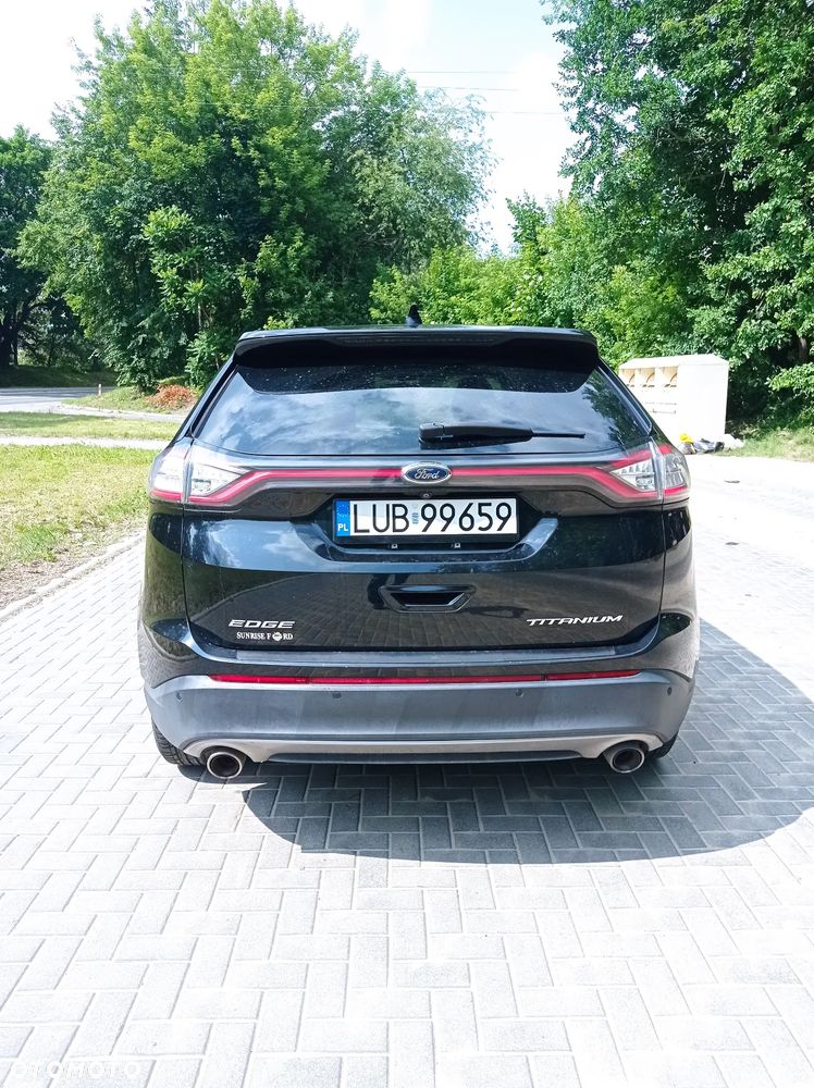 Ford Edge - 4