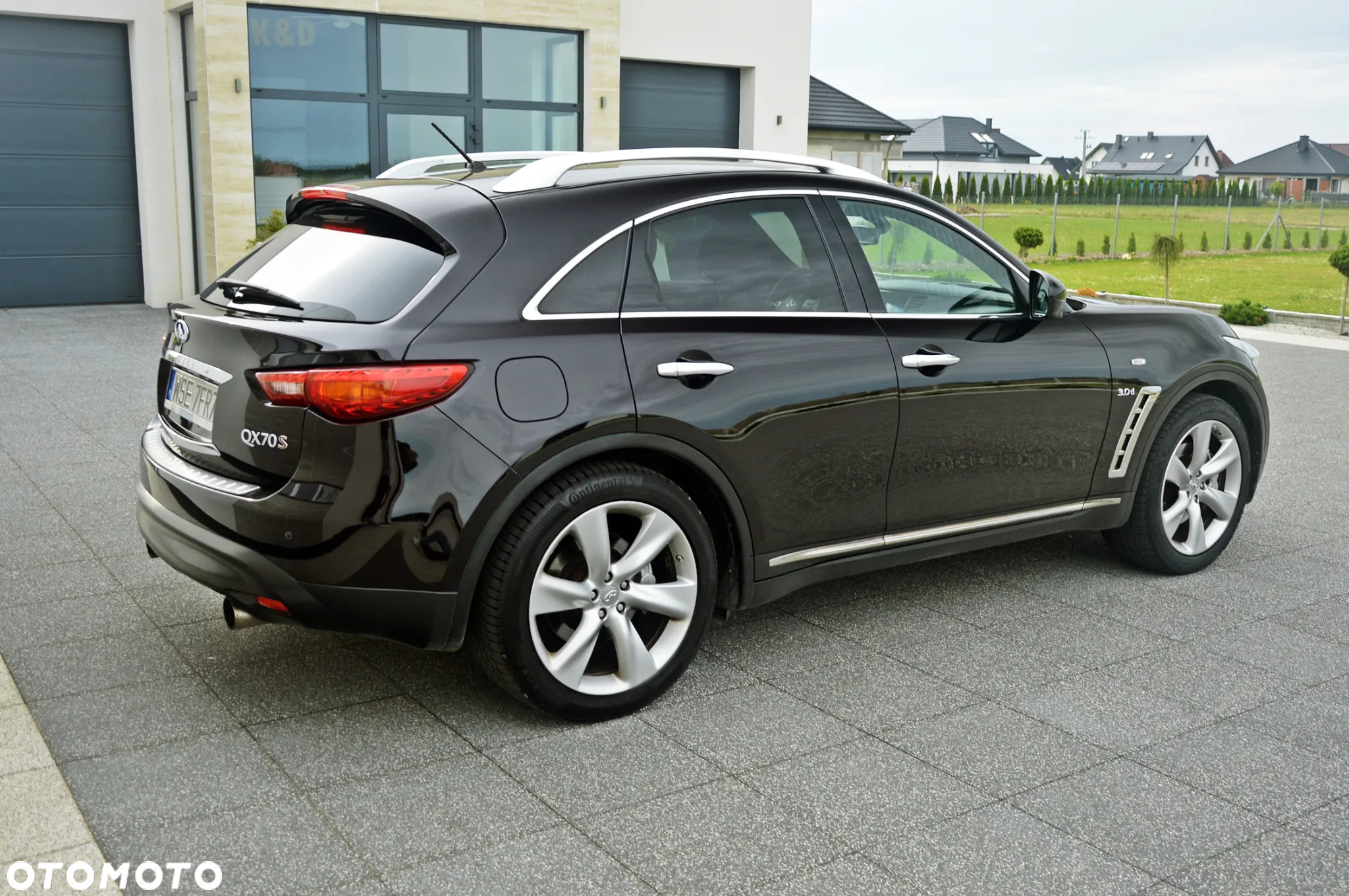 Infiniti QX70 3.0d S Premium - 2