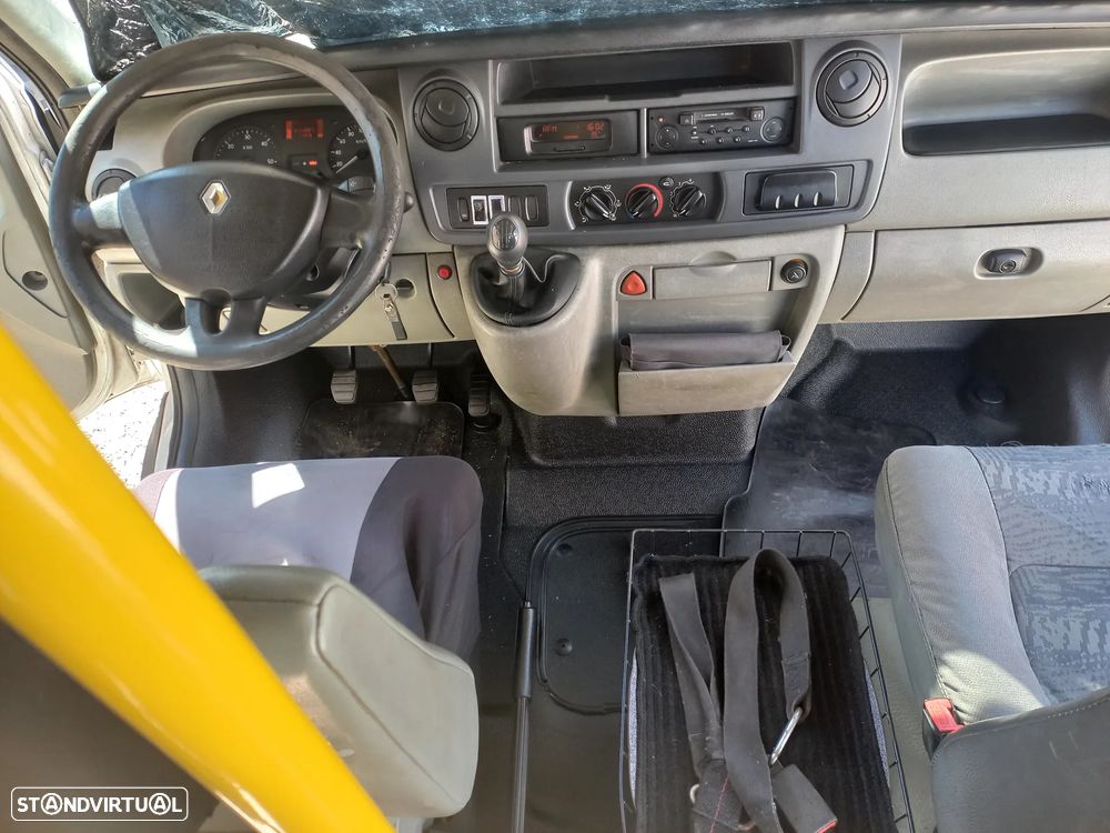 Renault Master 2.5 dci 9 lugares - 5