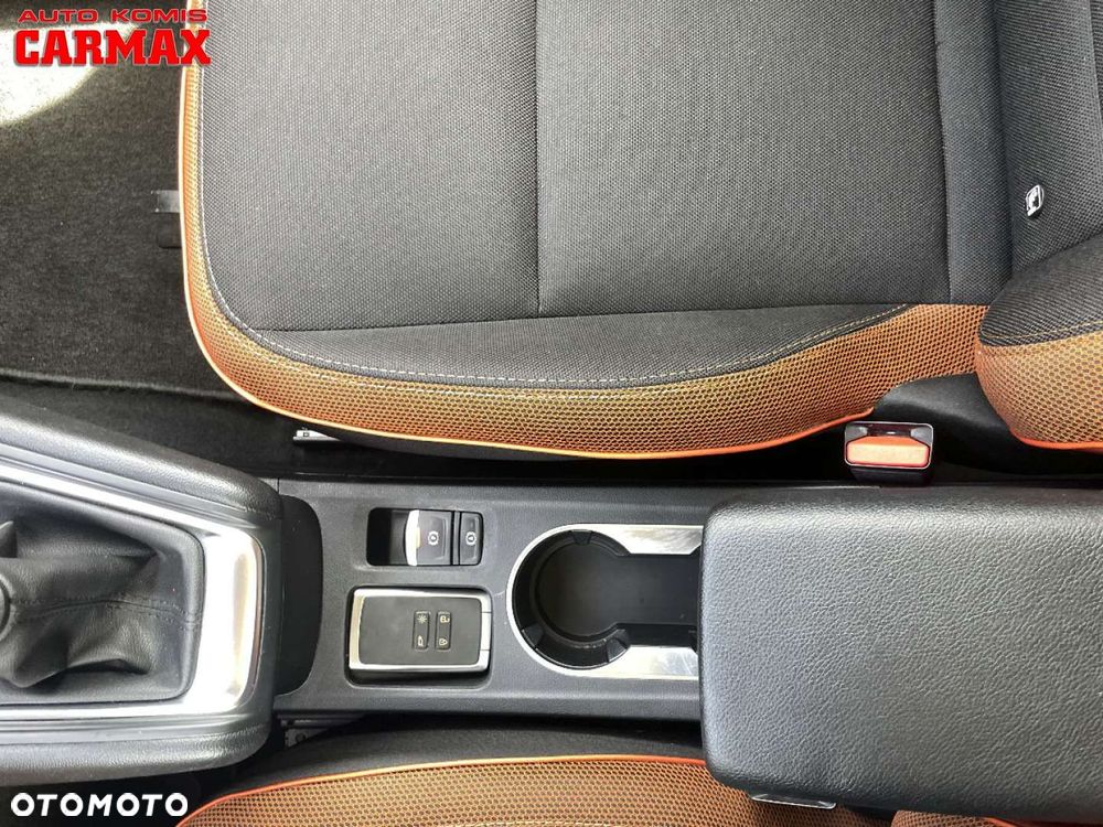 Renault Captur TCe 100 INTENS - 30