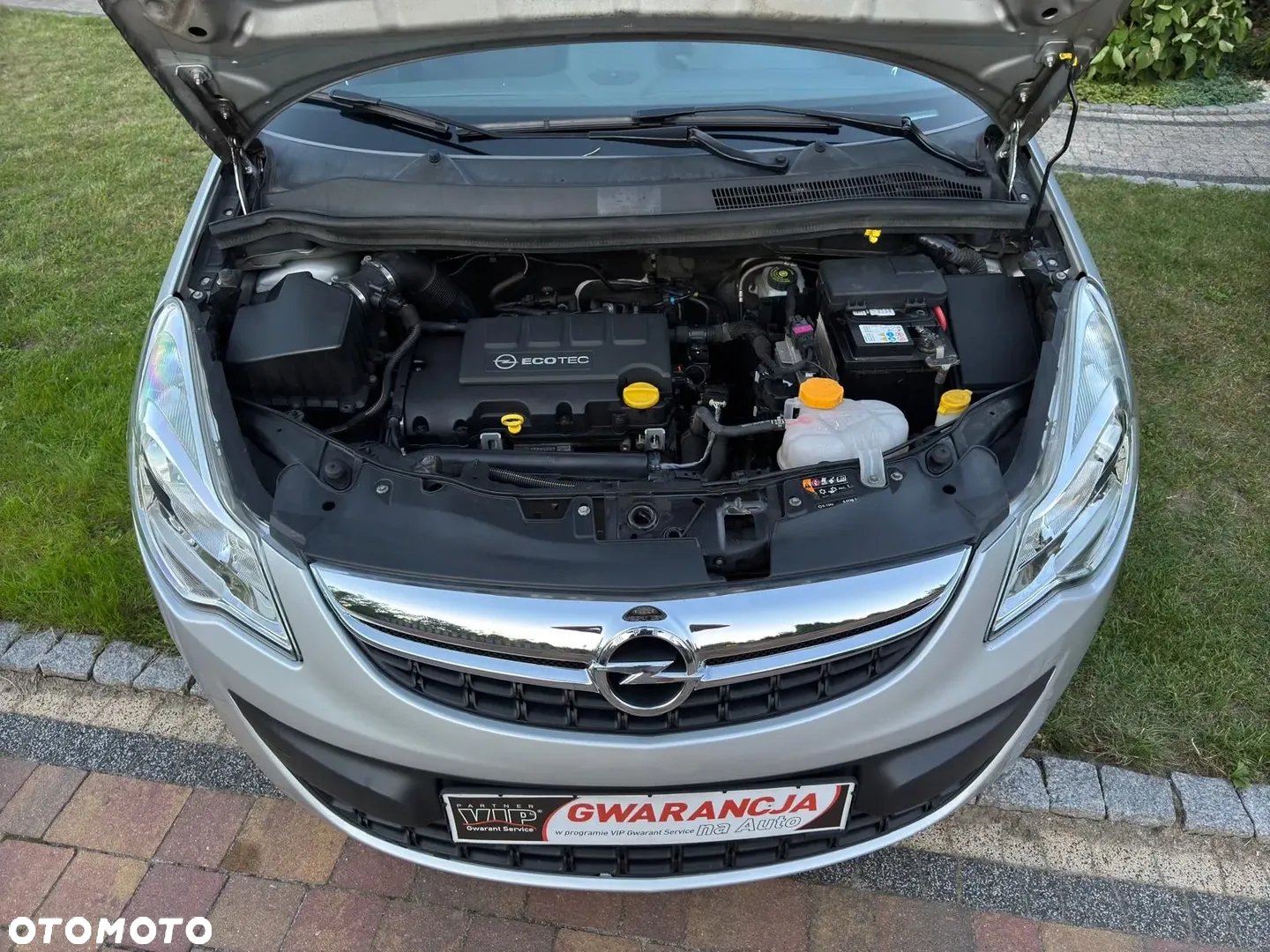 Opel Corsa 1.4 16V Active - 11