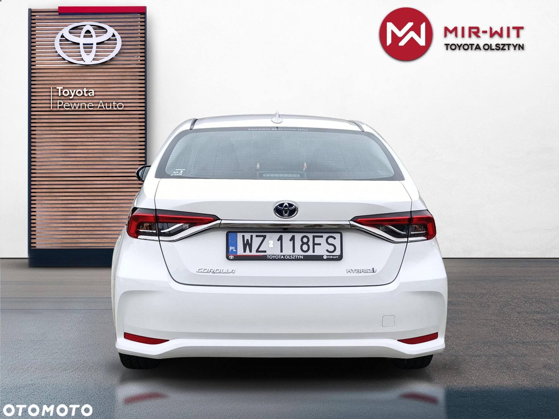 Toyota Corolla 1.8 Hybrid Comfort - 8