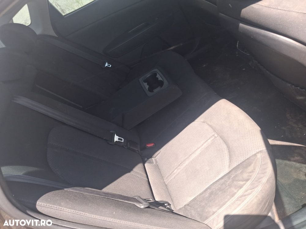 Kia Optima 1.7 DSL 6MT Comfort - 9