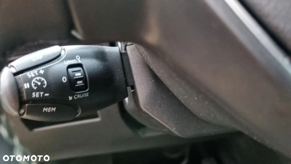 Peugeot 5008 BlueHDi 180 EAT8 Allure Pack - 23