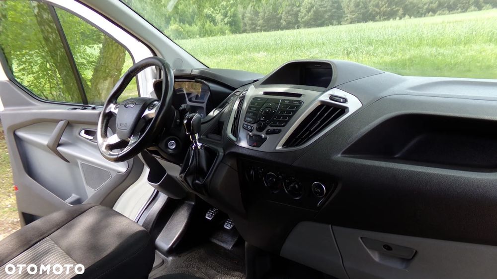 Ford TRANSIT CUSTOM 2.2TDCi * KLIMA * NAVI * ZADBANY ! - 19