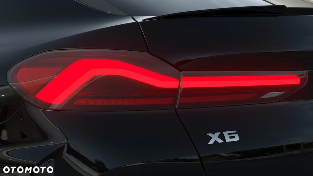 BMW X6 xDrive40i - 9