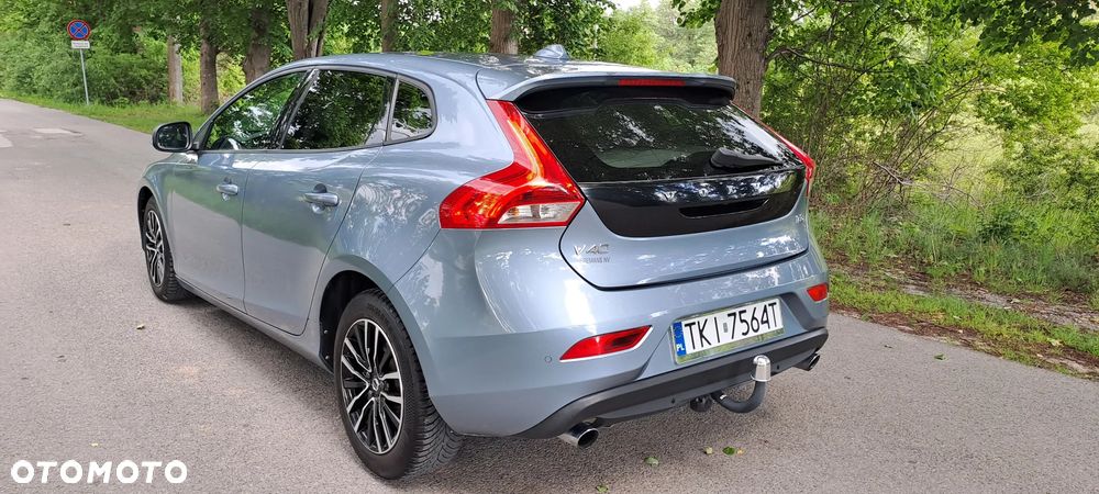 Volvo V40 T3 Geartronic Momentum - 4