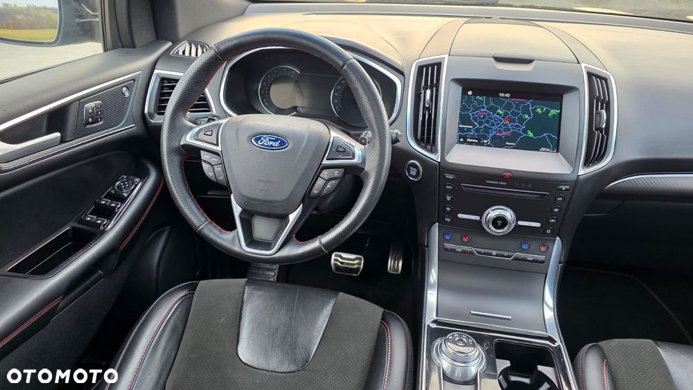 Ford Edge 2.0 EcoBlue Twin-Turbo 4WD ST-Line - 14