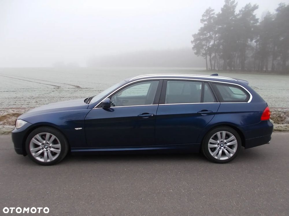 BMW Seria 3 325d DPF Edition Exclusive - 4