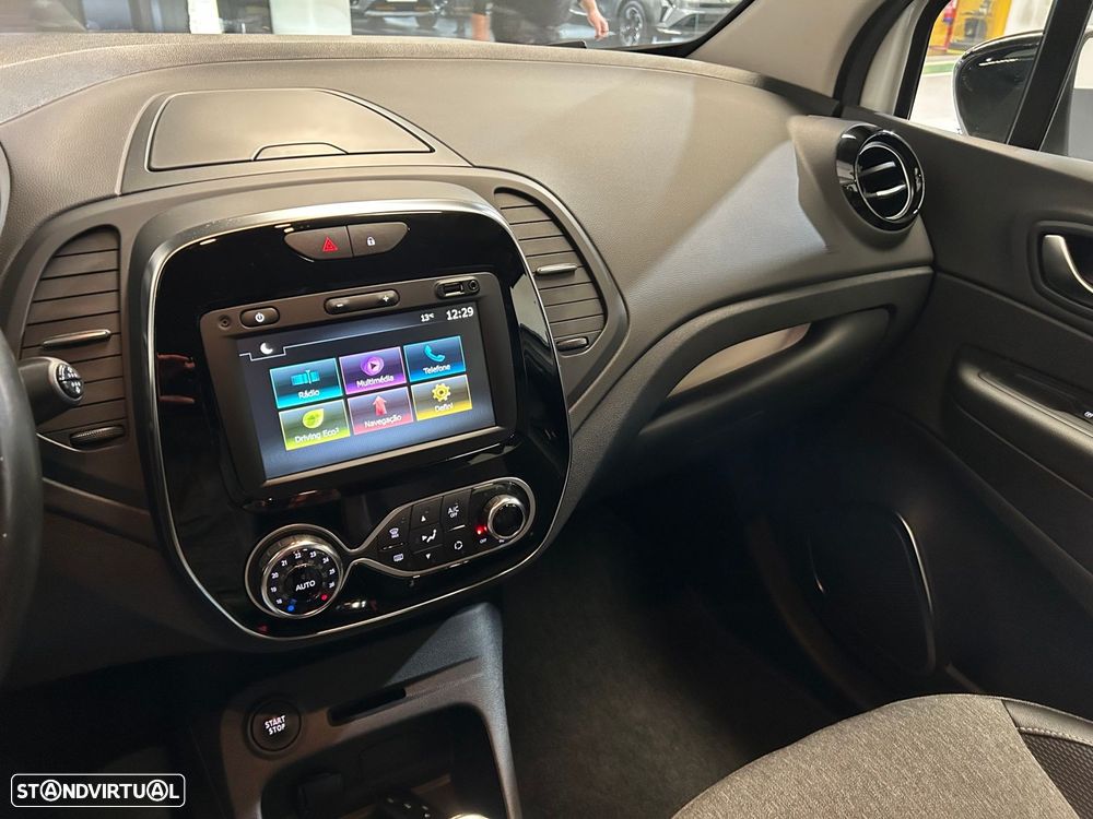 Renault Captur 1.3 TCe Exclusive - 23