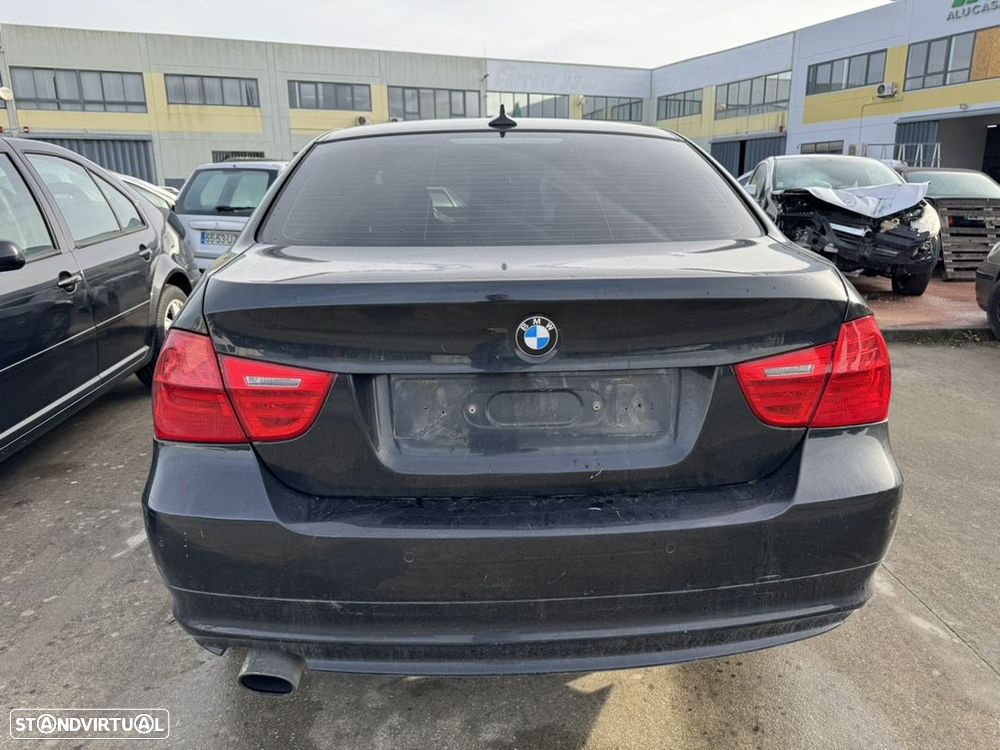 Bmw E90 320D para peças - 3