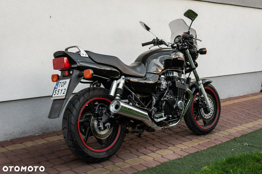 Honda CB - 4