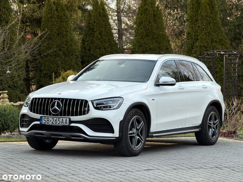 Mercedes-Benz GLC 250 4Matic 9G-TRONIC AMG Line - 14