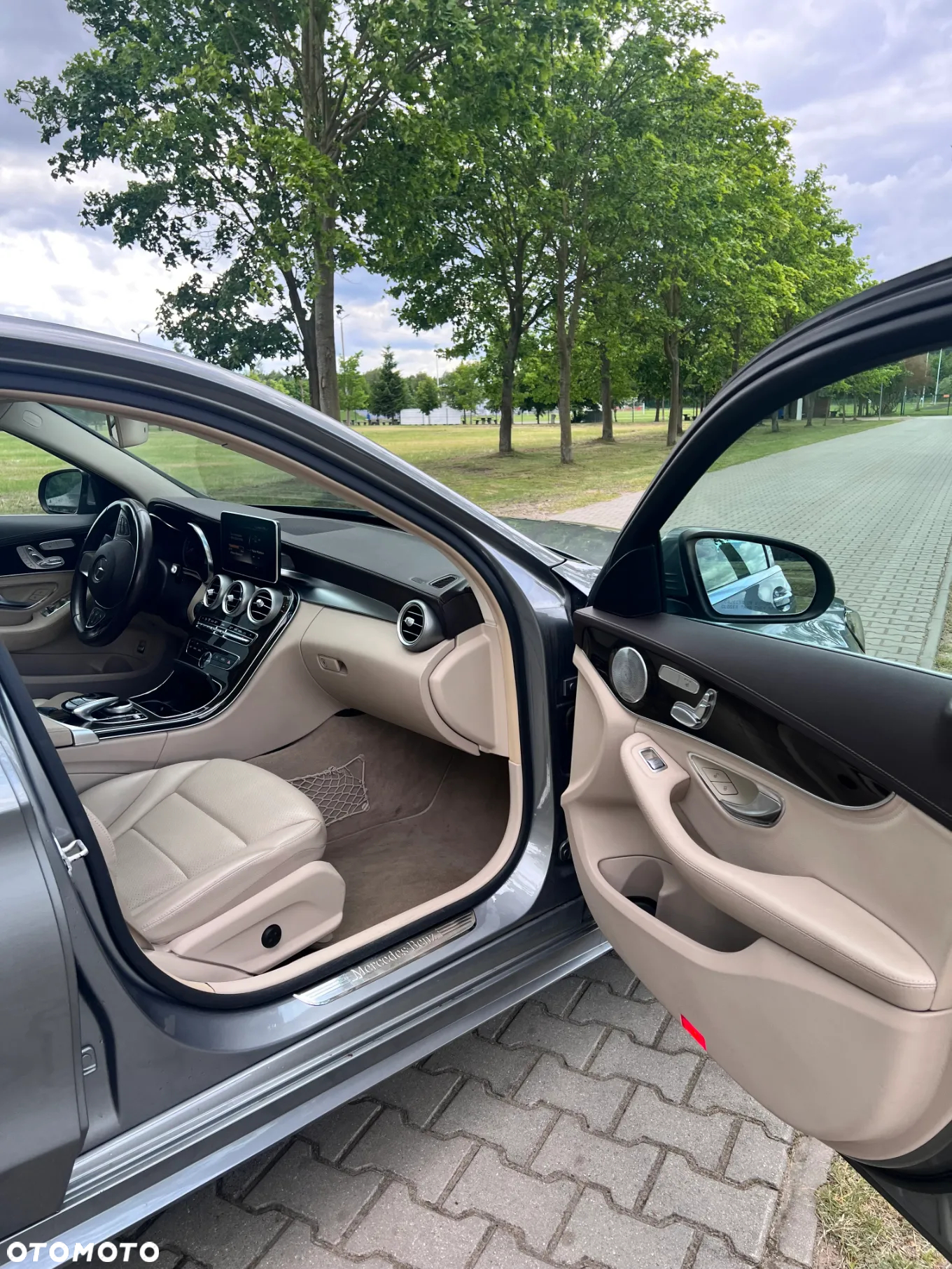 Mercedes-Benz Klasa C 300 7G-TRONIC - 10