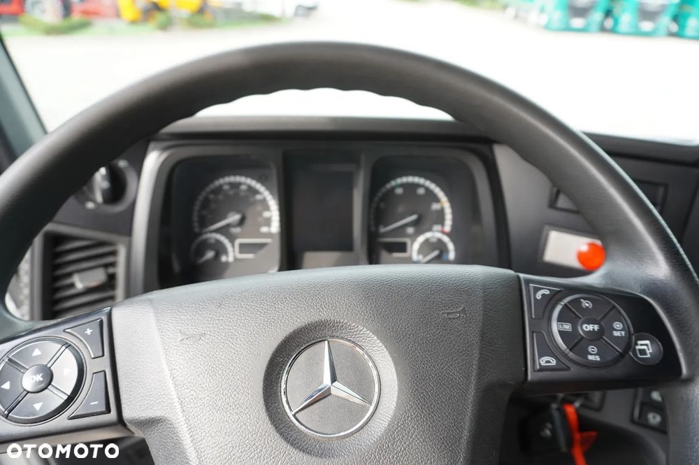 Mercedes-Benz Antos 3240 8x2 / HDS Tajfun 5 t / Zabudowa Śmieciarka Farid Industries / 3 osie skrętne - 16