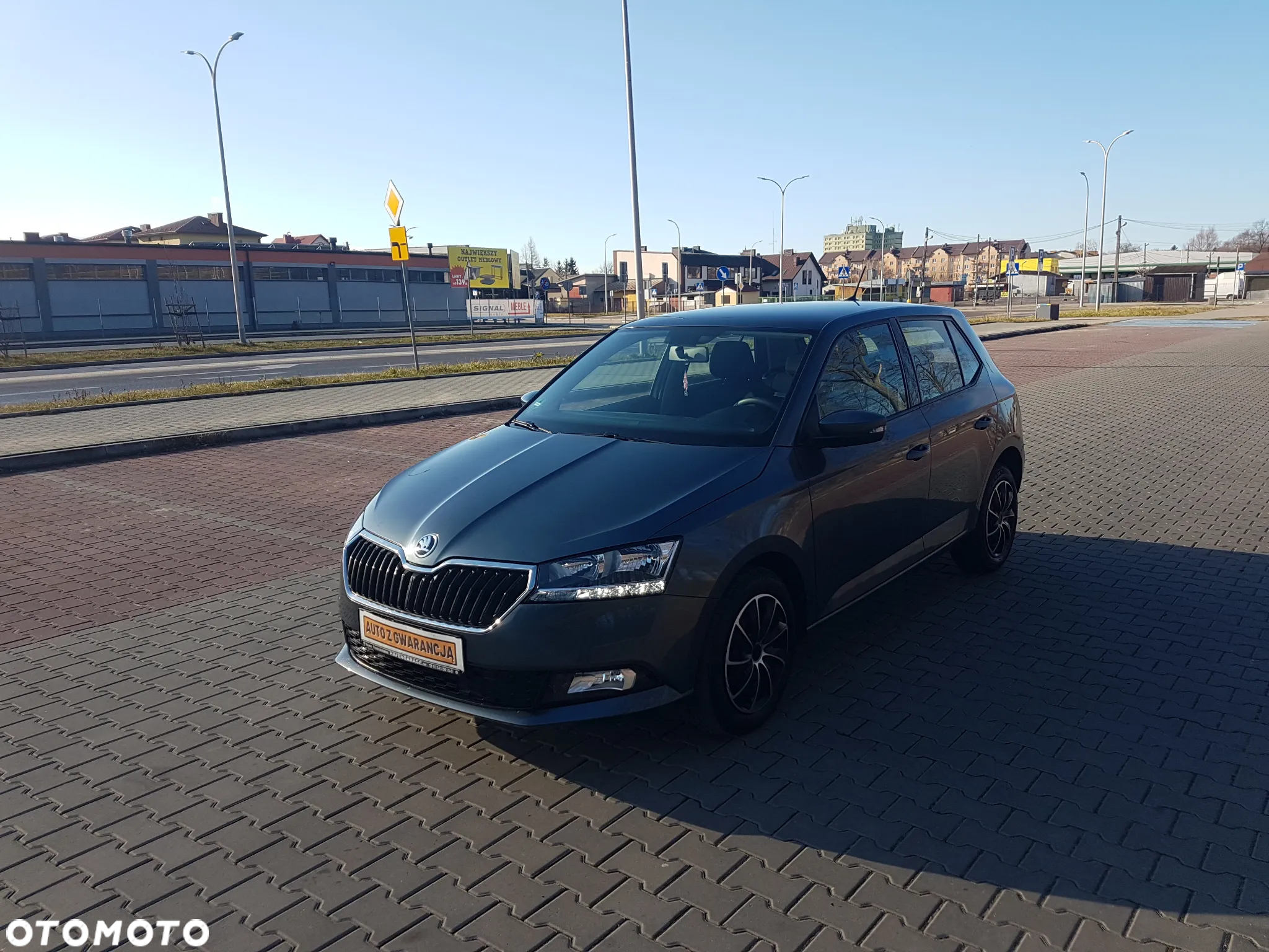 Skoda Fabia - 4
