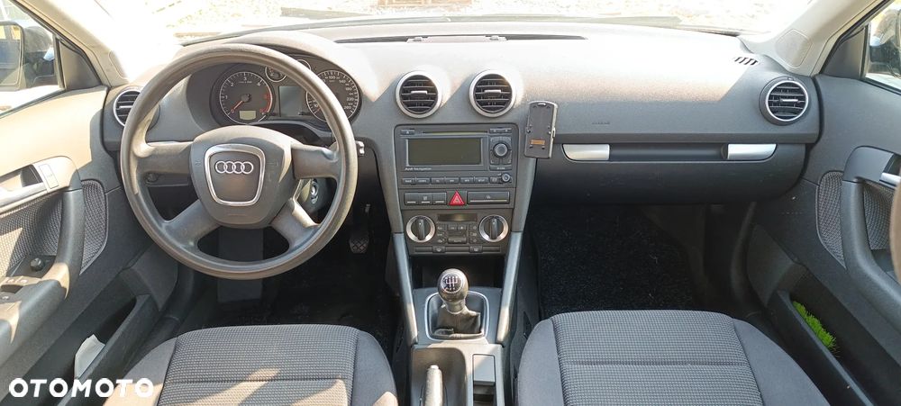 Audi A3 Sportback - 6