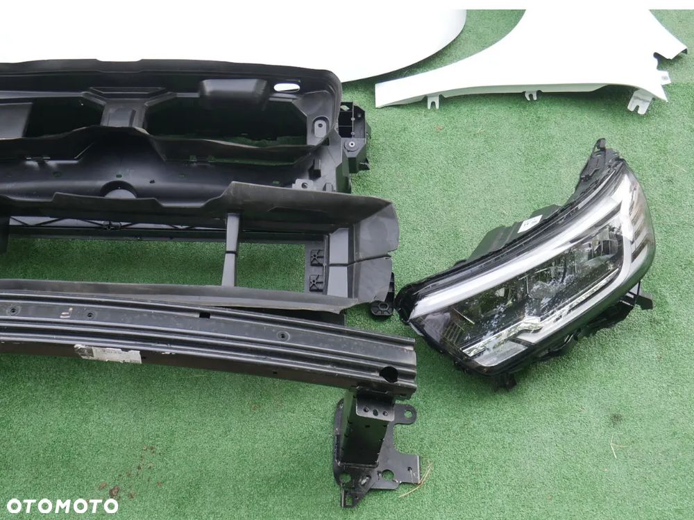 RENAULT KANGOO IV 4 2021 PRZÓD MASKA BIAŁA ZDERZAK GRILL LAMPY FULL LED BŁOTNIKI BELKA KIEROWNICE POWIETRZA - 4