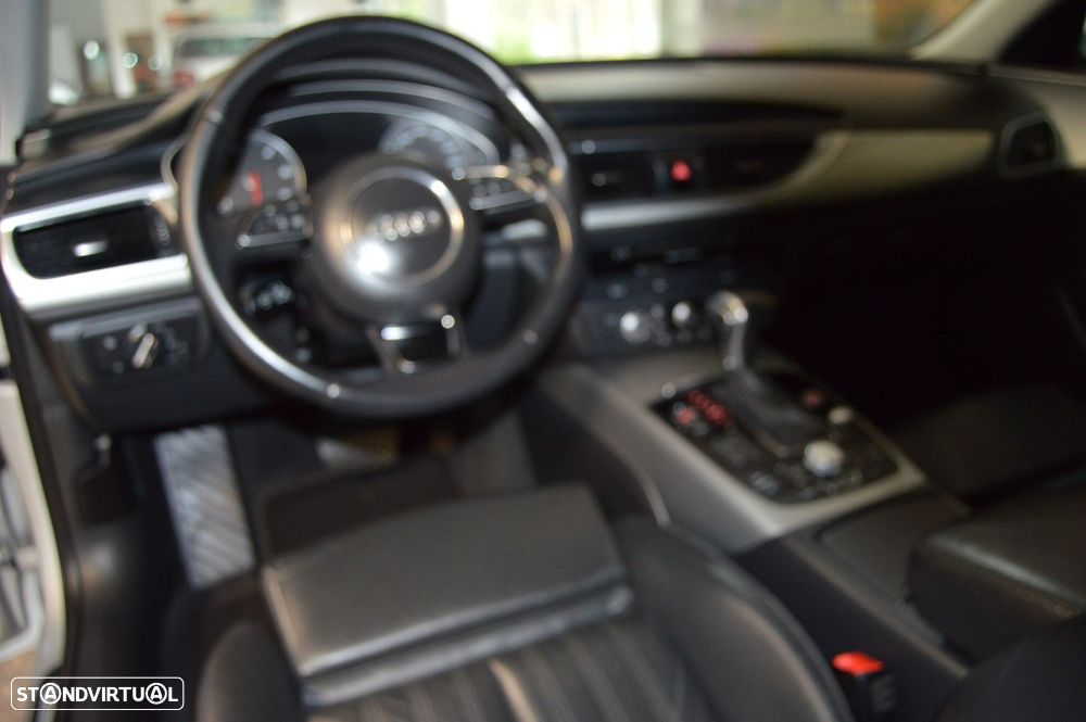 Audi A6 2.0 TDI S-line Multitronic - 39